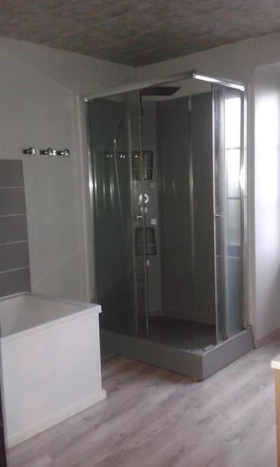 Grand Appartement Tres Clair Pres Centre Ville Argentat Luaran gambar